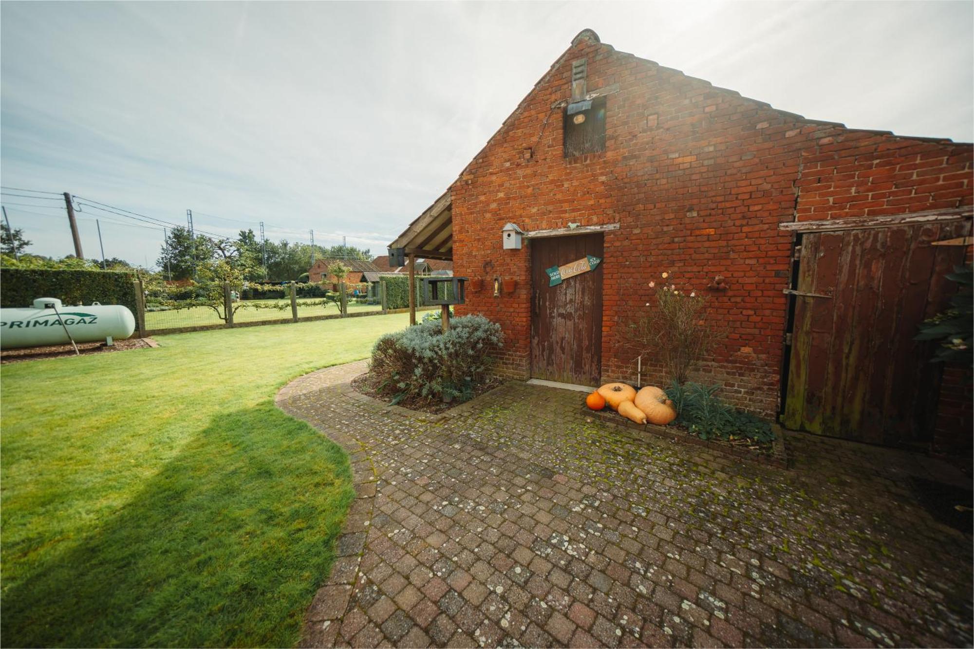De Holsterhoeve Beringen Buitenkant foto