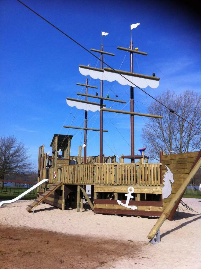De Holsterhoeve Beringen Buitenkant foto